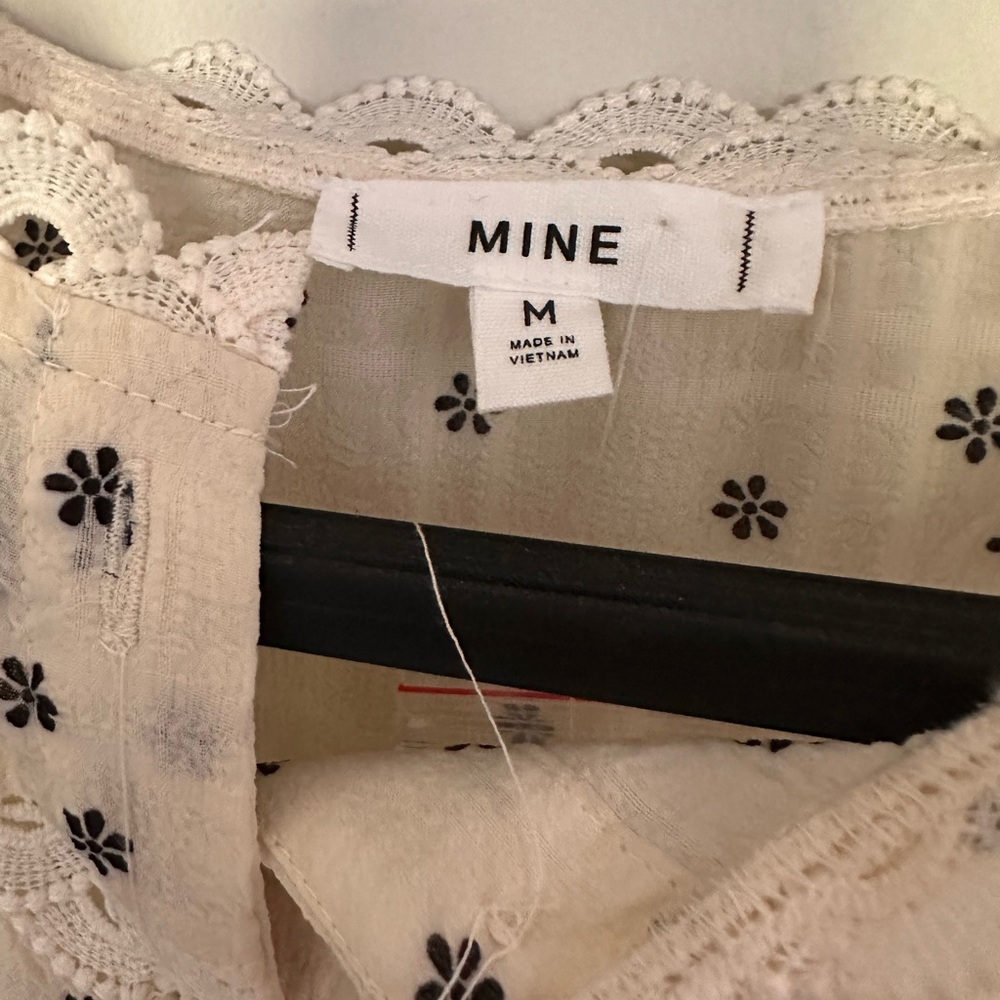 Mine Cream and Black Floral Blouse - Picture 9 of 9